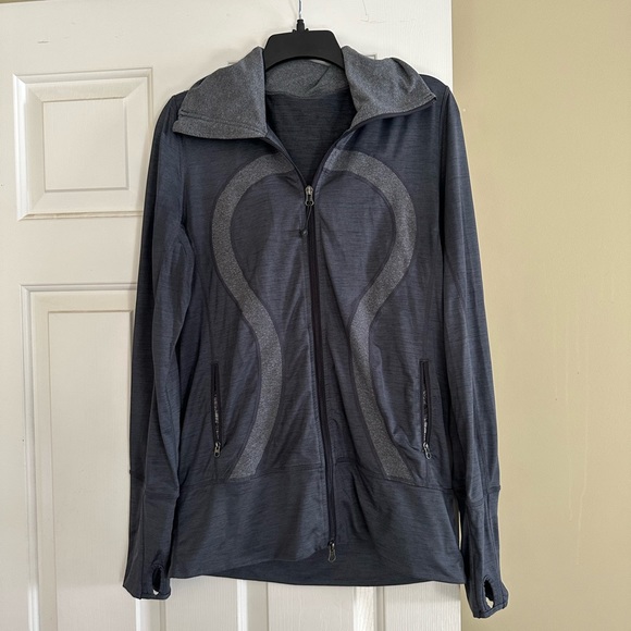 Lululemon jacket - Picture 1 of 2